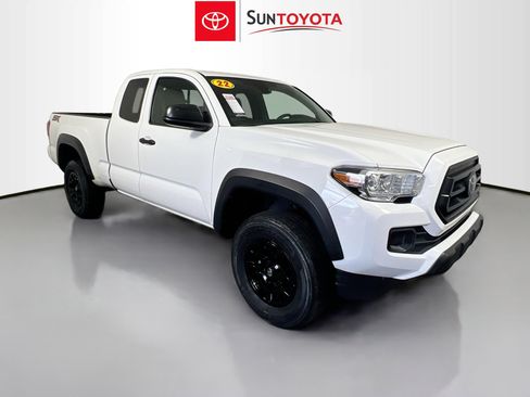 Used 2022 Toyota Tacoma SR w/ SX Package image 1