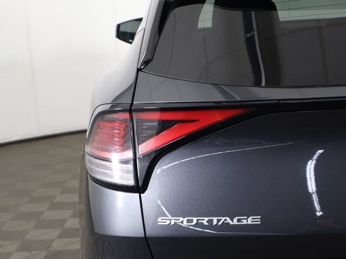 Used 2023 Kia Sportage EX AWD/4WD image 15