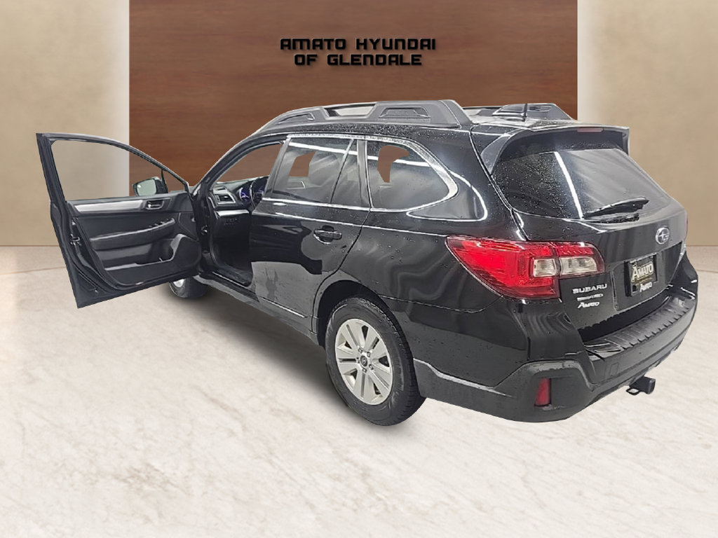 Used 2019 Subaru Outback 2.5i Premium AWD/4WD image 4