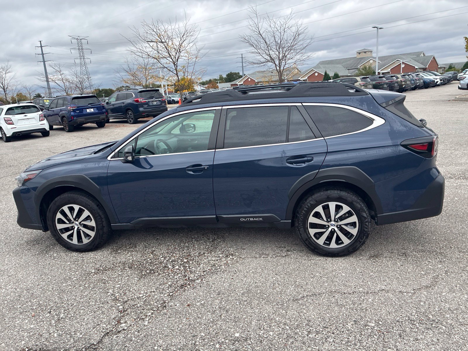 Certified 2025 Subaru Outback Premium AWD/4WD image 34