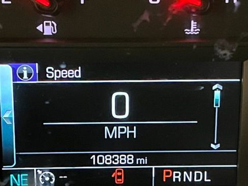 Used 2018 Chevrolet Equinox LT w/ Sun & Infotainment Package image 27