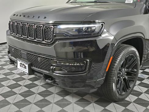 New 2025 Jeep Wagoneer Series II w/ HD Trailer Tow Package image 11
