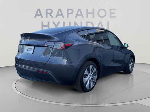 Used 2023 Tesla Model Y Long Range AWD/4WD image 5