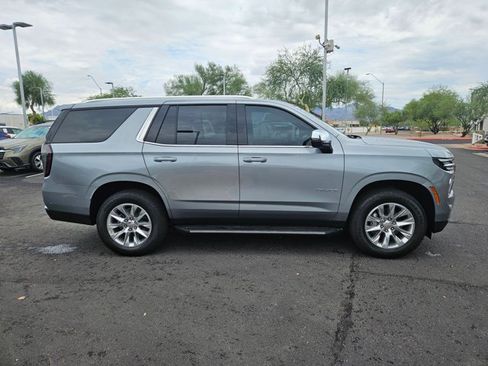 Used 2025 Chevrolet Tahoe Premier AWD/4WD image 4