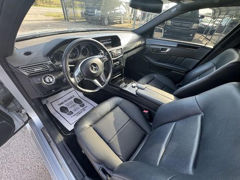 Used 2013 Mercedes-Benz E 350 4MATIC Sedan image 10