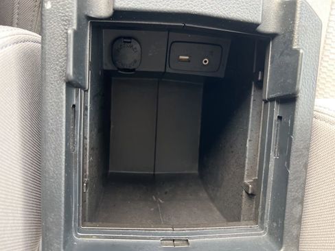 Used 2017 Subaru Forester 2.5i w/ Alloy Wheel Package image 24