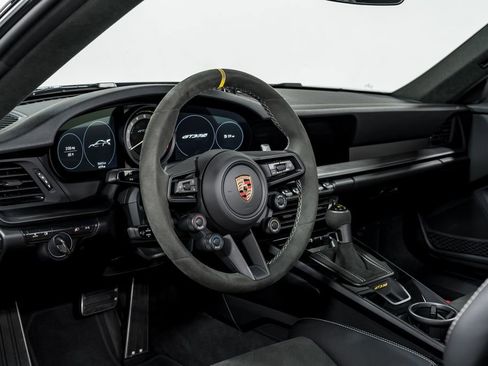 Used 2025 Porsche 911 GT3 RS RWD image 12