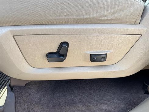 Used 2010 Dodge Ram 2500 Truck SLT w/ Big Horn Regional Pkg AWD/4WD image 16