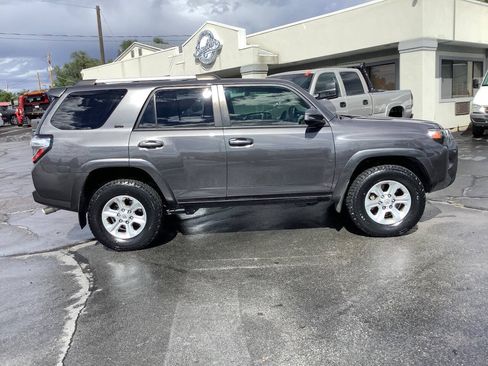 Used 2020 Toyota 4Runner SR5 Premium AWD/4WD image 14