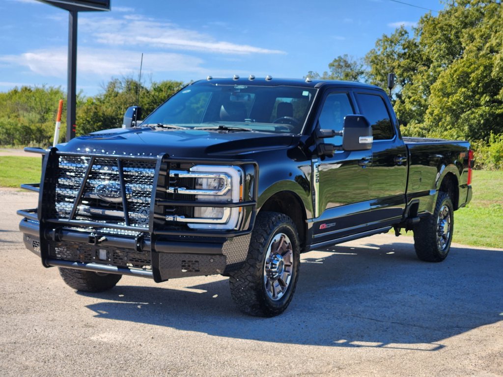 Used 2024 Ford F350 King Ranch w/ FX4 Off-Road Package AWD/4WD image 3