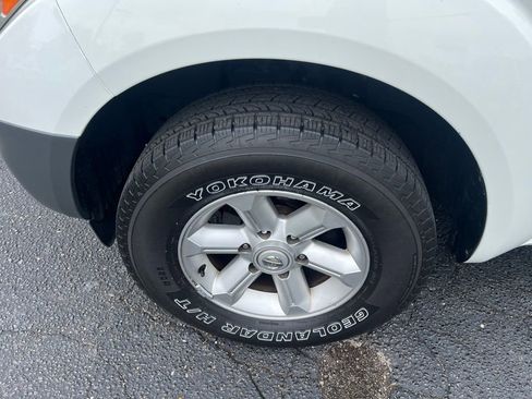 Used 2013 Nissan Frontier S w/ S Preferred Pkg RWD image 11