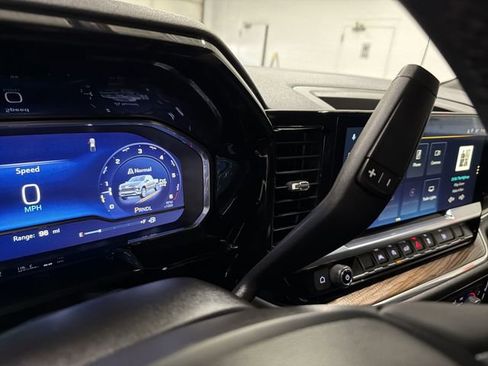 Certified 2025 Chevrolet Silverado 1500 LT image 27