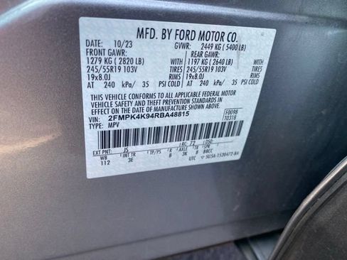 Used 2024 Ford Edge Titanium AWD/4WD image 14