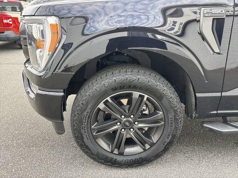 Used 2022 Ford F150 XLT w/ Equipment Group 302A High AWD/4WD image 18