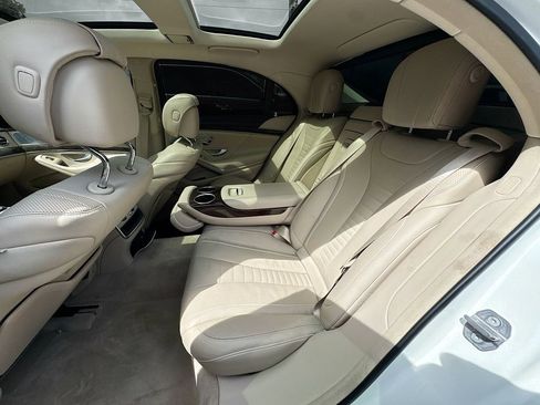 Used 2020 Mercedes-Benz S 560 Sedan image 27