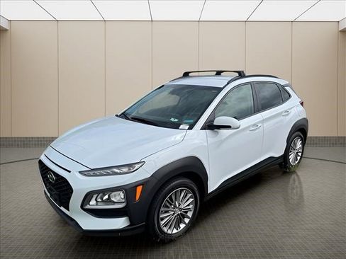 Used 2020 Hyundai Kona SEL FWD image 2