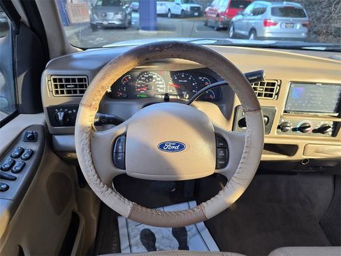 Used 2002 Ford F350 Lariat image 21