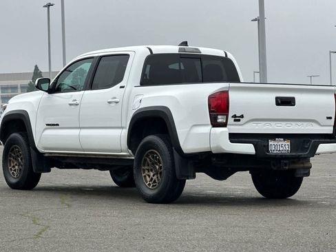 Certified 2023 Toyota Tacoma 4x4 Double Cab image 7