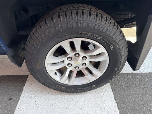 Used 2018 Chevrolet Silverado 1500 LT w/ All Star Edition image 16
