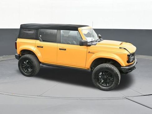 Used 2022 Ford Bronco Wildtrak image 65