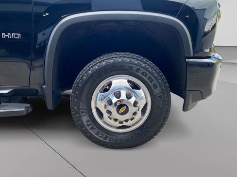 Used 2022 Chevrolet Silverado 3500 High Country AWD/4WD image 9