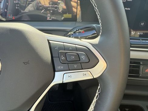 New 2026 Volkswagen Tiguan SE image 15