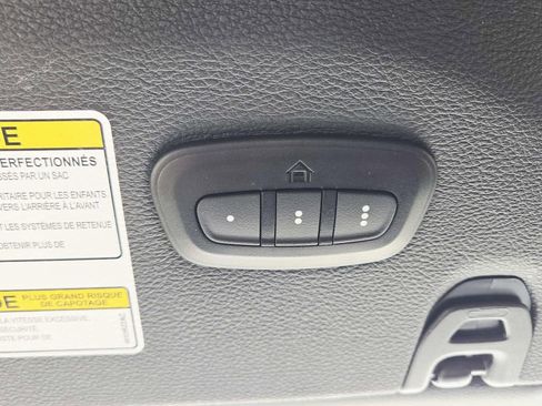 Used 2023 Jeep Wrangler Unlimited Sahara w/ Cold Weather Group image 39