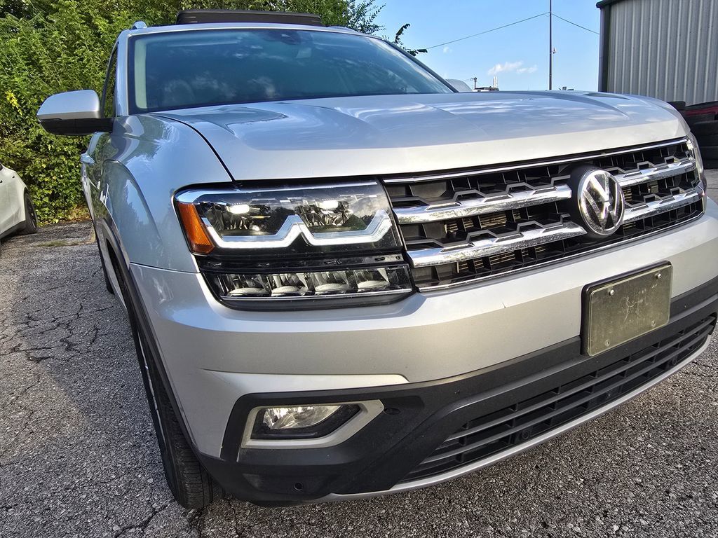 Used 2019 Volkswagen Atlas SEL Premium AWD/4WD image 11