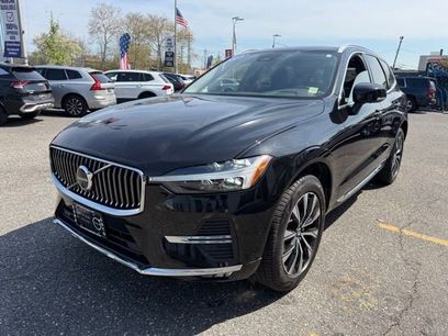 Certified 2023 Volvo XC60 B5 Plus w/ Climate Package