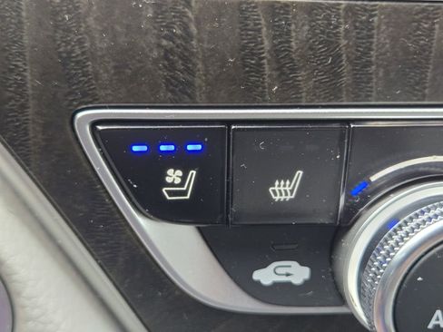 Used 2020 Honda Accord Touring image 28