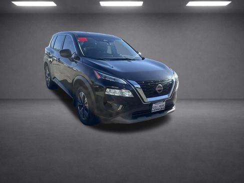 Used 2023 Nissan Rogue SV FWD image 11