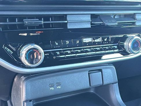 New 2026 Honda Prologue EX image 14