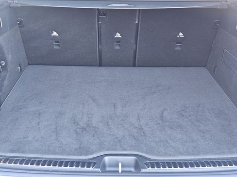 Used 2026 Mercedes-Benz GLC 300 4MATIC image 31