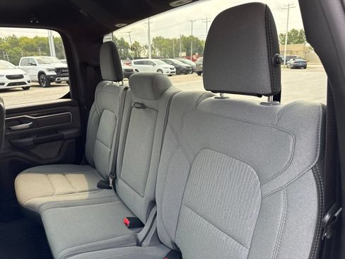 Used 2021 RAM 1500 Big Horn AWD/4WD image 46