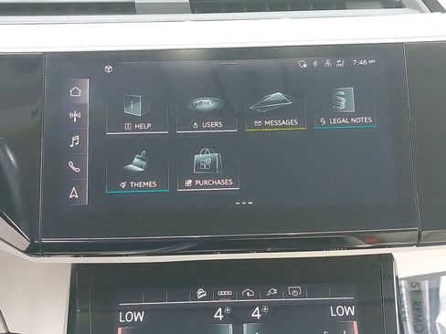 Used 2024 Audi Q8 e-tron Premium Plus w/ Premium Plus Package AWD/4WD image 25