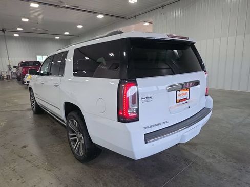 Used 2020 GMC Yukon XL Denali w/ Denali Ultimate Package AWD/4WD image 6