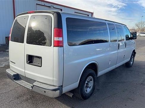 Used 2017 Chevrolet Express 3500 LT w/ LT Preferred Equipment Group image 2