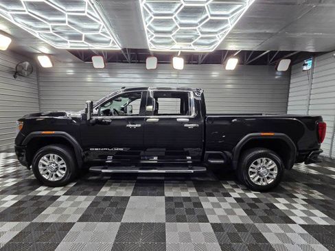 Used 2022 GMC Sierra 2500 Denali AWD/4WD image 8
