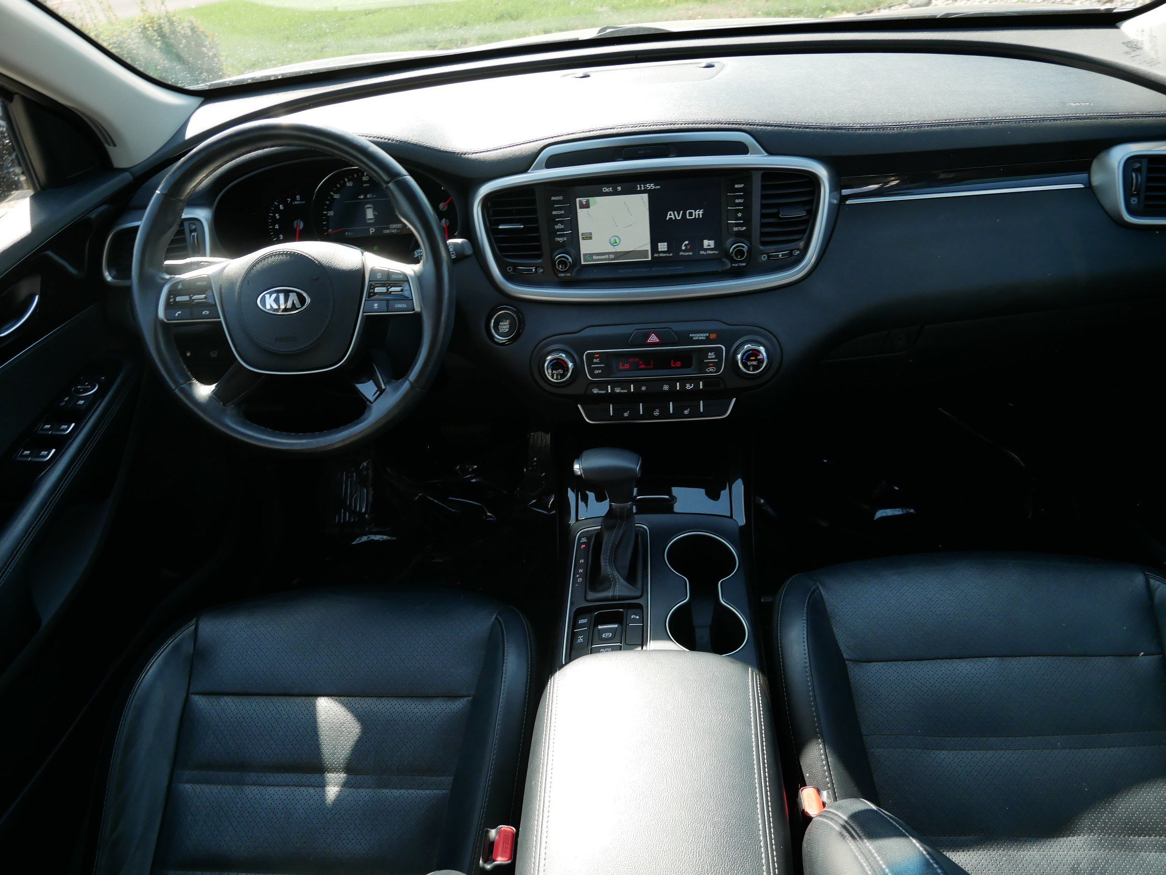 Used 2019 Kia Sorento EX w/ EX Touring Package AWD/4WD image 10
