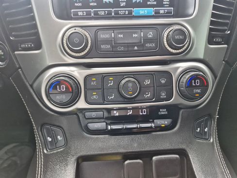 Used 2018 Chevrolet Tahoe LT image 30
