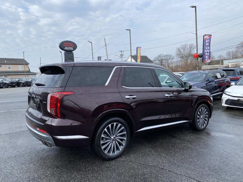 Used 2024 Hyundai Palisade Calligraphy image 7
