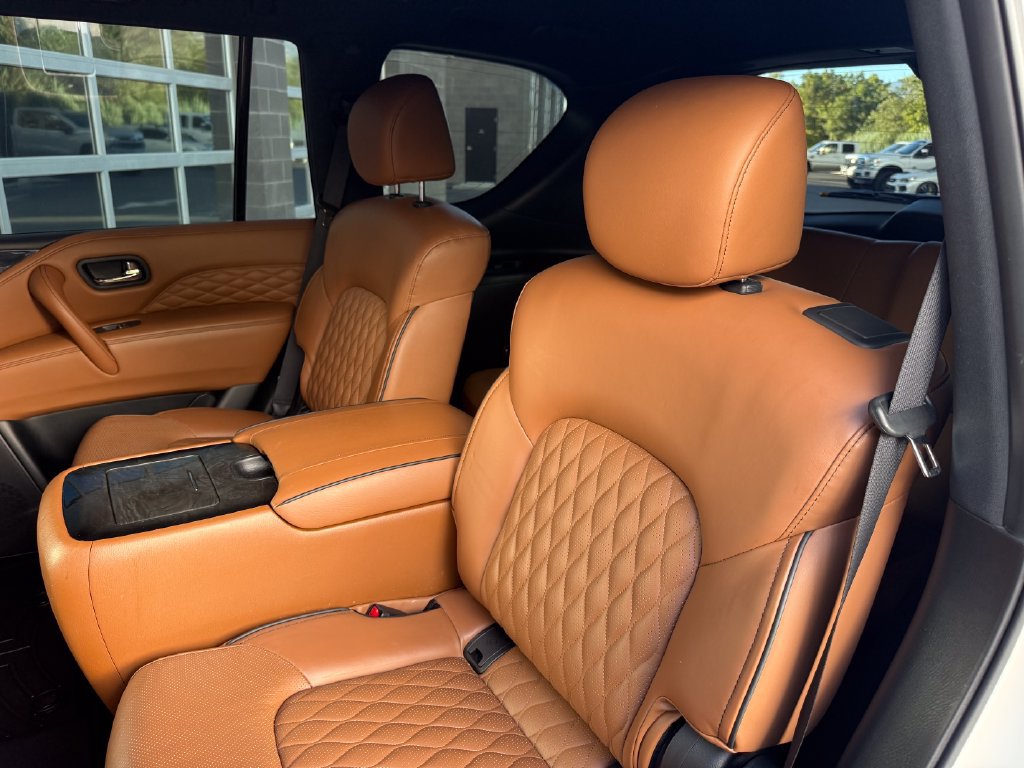 Used 2024 INFINITI QX80 Sensory w/ Cargo Package AWD/4WD image 33
