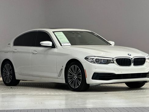 Used 2019 BMW 530e w/ Convenience Package RWD image 6