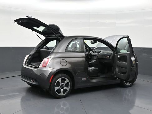Used 2018 FIAT 500 e image 29