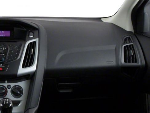 Used 2013 Ford Focus SE image 16