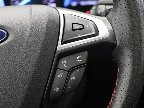 Used 2022 Ford Edge ST-Line image 21