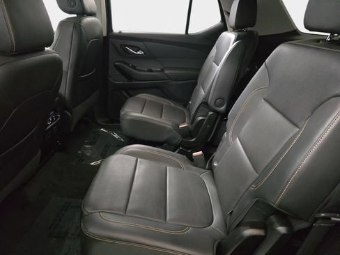 Used 2020 Chevrolet Traverse Premier AWD/4WD image 17