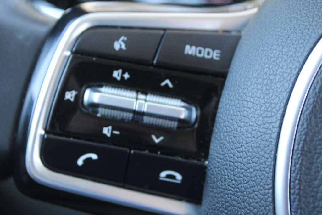 Certified 2023 Kia Sorento S w/ Panoramic Sunroof Package FWD image 26