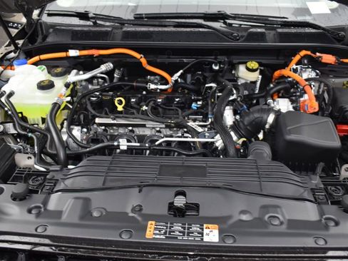 New 2025 Lincoln Corsair Grand Touring w/ Equipment Group 301A AWD/4WD image 19