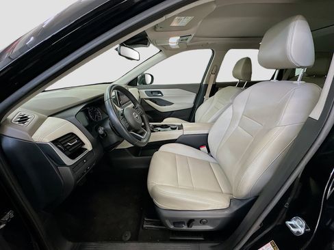 Used 2023 Nissan Rogue SL AWD/4WD image 13